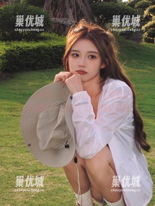 “www.17”的视频真的有毒，点进去就像进了迷宫，让人难以自拔。