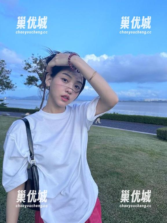51cg 51cg.fun.cn不仅可以看瓜,iOS版竟然让我情不自禁想进发小视频快了!