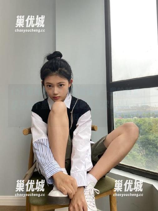 51黑料苹果版——我的新爱，却又像个黑洞，把我吸入无尽的趣闻与黑料！