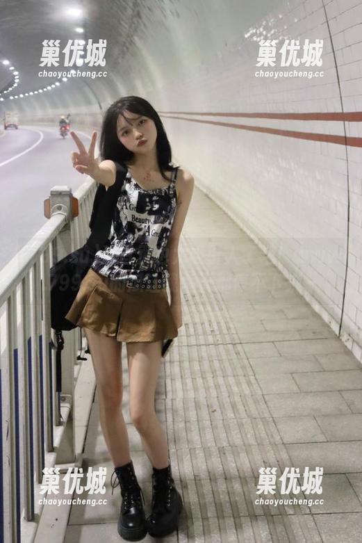 这首页也太吸引人了吧！www.799.su的瓜让我每天都停不下来～