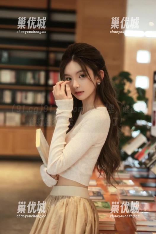 91.cg.com的视频里，谁在偷偷打脸？哈哈，是她没错了！