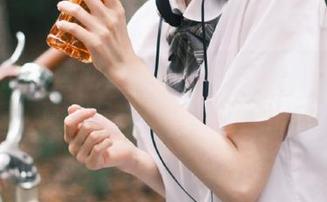 官网里的隐秘角落：91黑料在线观看，真的是一窥不尽的黑暗系酥麻！
