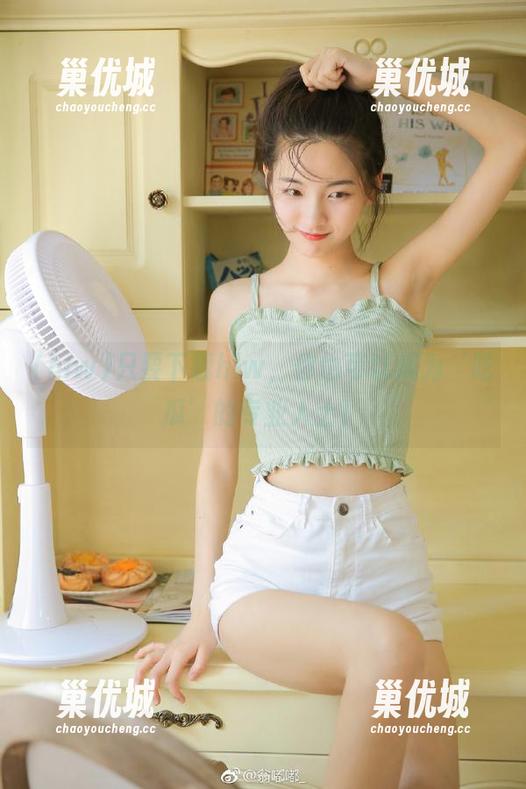 只要下载hlw，你也可以成为‘吃瓜’的专业人士！
