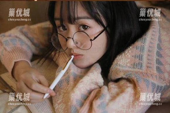 让我给你个hlw155.ccm的地址，我都怀疑自己是不是在发疯。