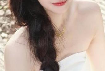 “hlw”：等着看别人出丑的“app”，点击一下，心情都变得特别好！