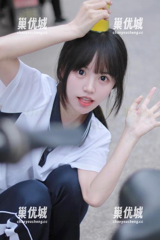 zztt333在线：别害羞，果敢地和我一起吃瓜吧！