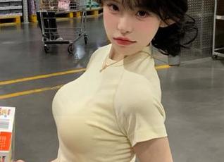 你是否也好奇？克制不住想下载zztt11！快来偷瞄！