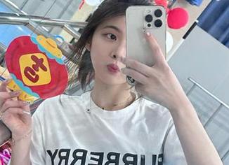 登录五一吃瓜，今天的热门大瓜可是“情绪一颗收到一颗”的节奏哦！