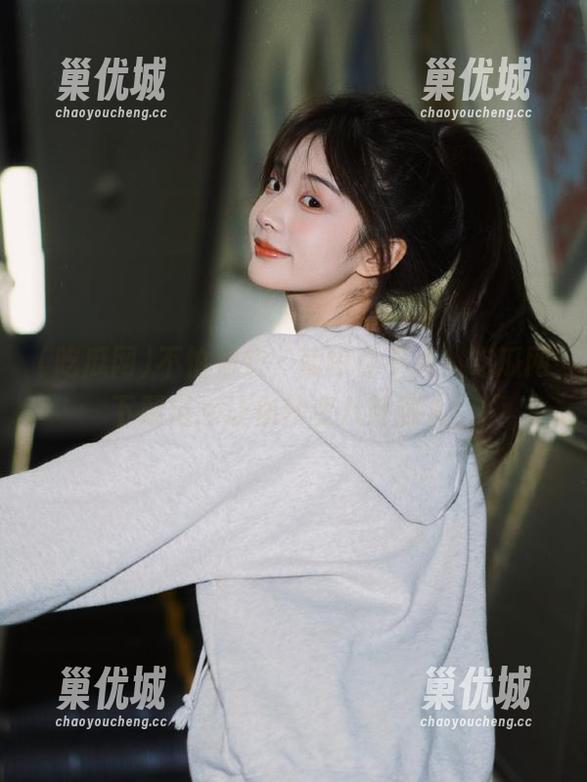 吃瓜网 不怕你快,就怕你不点!吃瓜网下载链接让你秒变八卦达人!