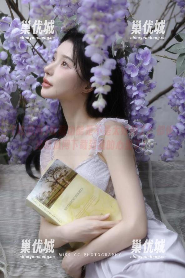 收藏功能是不是太好用了？都快把吃瓜网下载到我的心里了！