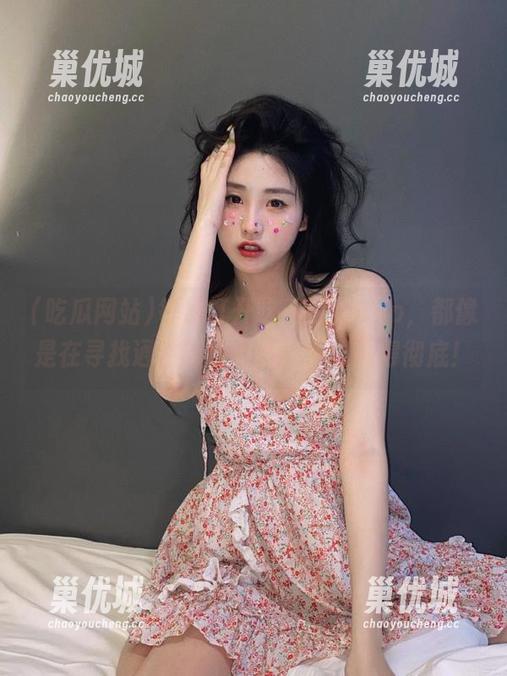 每次打开吃瓜网站app，都像是在寻找通往新世界的门，迷失得彻底！