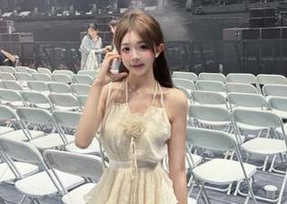 苹果用户的福利：吾爱吃瓜苹果版更便捷的官网入口就在这里！
