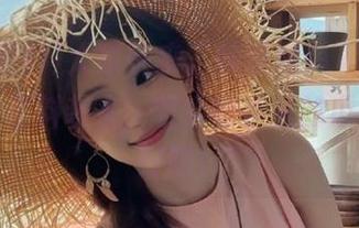 大家快来“网爆黑料”官网，一大波黑料袭来，收拾好手里的瓜，准备好吃！