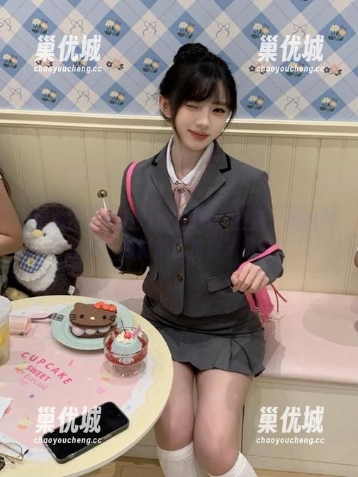 黑料不打烊 今日吃瓜事件更新:黑料不打烊,感觉瓜田里种了凤梨?