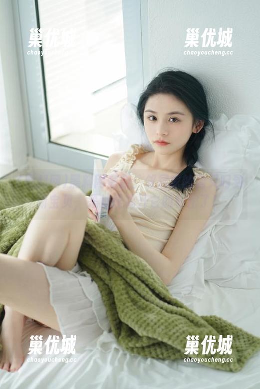 黑料网最新：邻居家的狗又叼到新宝贝，是时候揭开它的秘密了！